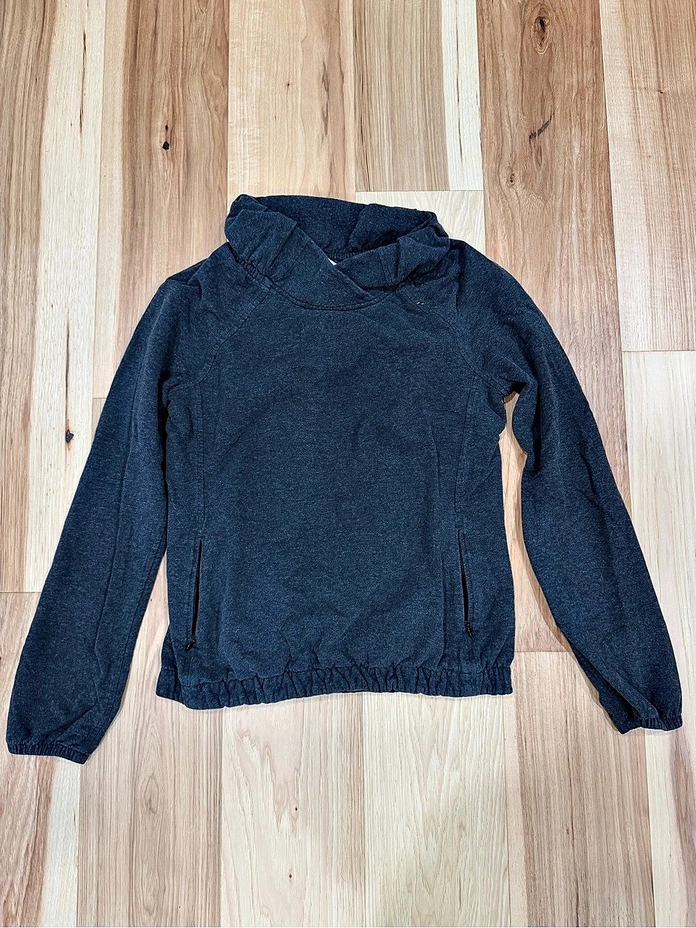Lululemon Gray Sweatshirt
